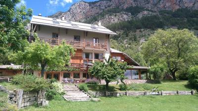 Hôtel Restaurant Gîtes Les 5 Saisons