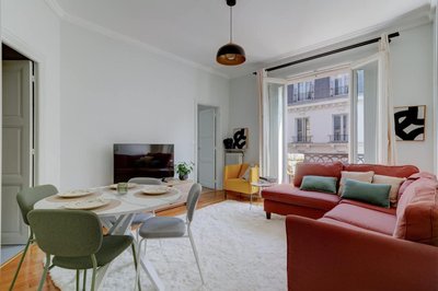 Renaissance Madeleine - Elegant home in Madeleine