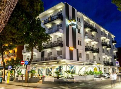 Regina Urban Beach Hotel