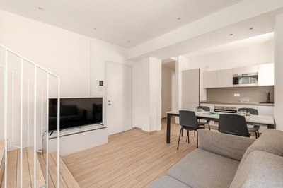 NEW Prestige Collection-2 Rooms-2 Bathrooms-Parking-VleDante