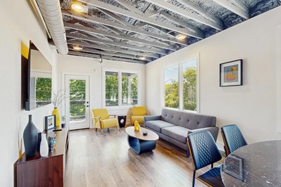 Walkable Gem! Dtwn Chattanooga Base w/ Balcony