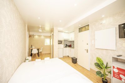 Cosy Mouraria by Hosty