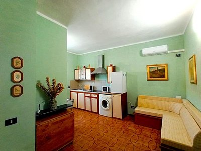 Rombolino Guest House -Free Parking - Vicino al PalaLivorno "Modigliani Forum"