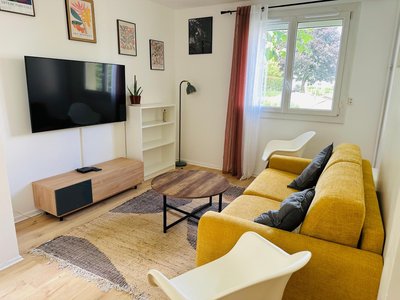 Confort et Verdure 2 Pièces Moderne avec Parking à Domont by Immo Kit Bnb