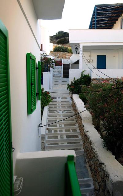 Kastellos Apartments Sikinos