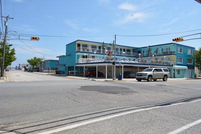 Royal Court Motel