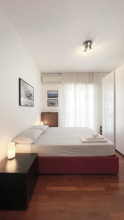 Spacious & Bright Flat near Bocconi & Navigli