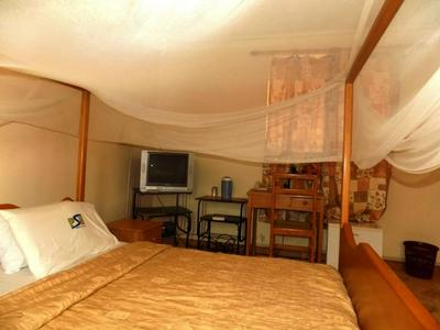 Palm Springs Hotel Masaka