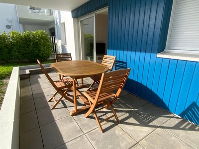 Appartement au face port avec grande terrasse