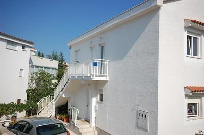 Apartments Curicta 1