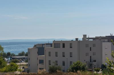 Luxury Rooms Near the Beach1