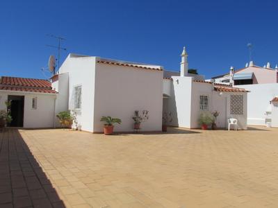 Villa Quica, heated pool