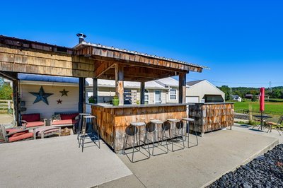 5 Mi to Dtwn Somerset! Country Retreat w/ Gazebo
