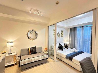 1BR Condotel in Azure Urban Resort Near NAIA #BH2