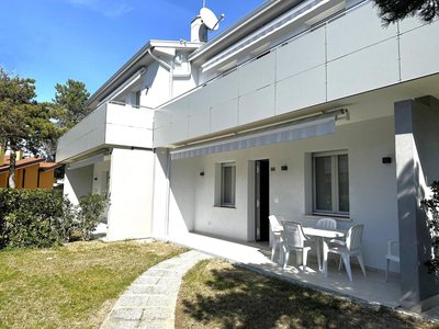 Apartment with garden-Beahost