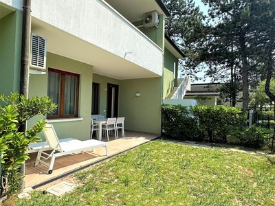 Great flat in a villa with garden