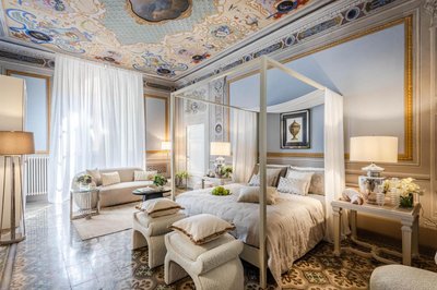 The Frescoed Tale, 3 Bedrooms Apartment