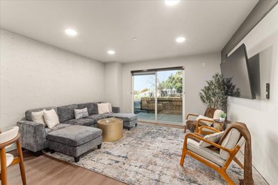 2 Bedroom 2 Bath Downtown