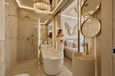 Jacuzzi Mirror Suite Granaria by Downtown Apartments