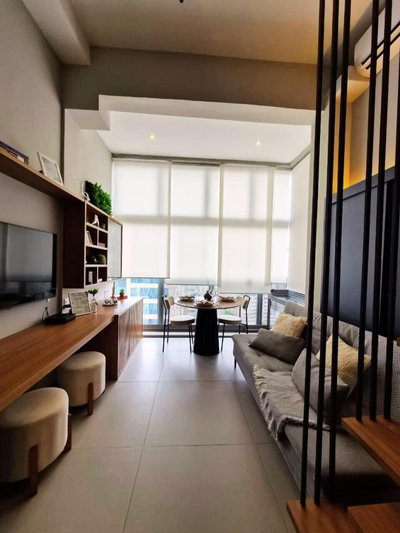 Studio Elegante & Moderno com Mezanino No Coração de Moema
