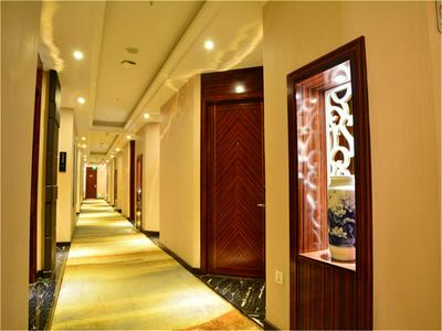 Lavande Hotel Wuhan Railway Station