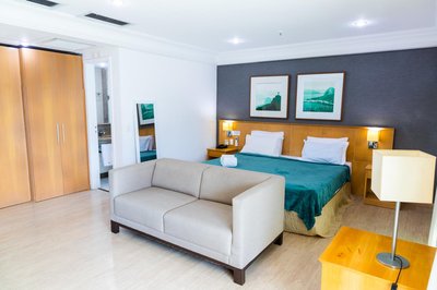 Barra balcony flat - Pool, gym, parking space and beach!