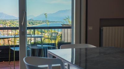 Sky Over Lake - Italian Homing