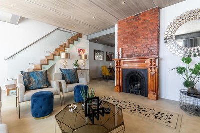 Modern Rustic Gem at the foot of Table Mountain