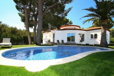 ARENDA Villa Camila Pino Alto