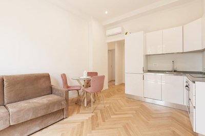 Stylish Flat Porta Romana e Bocconi