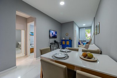 2 bedrooms near Copacabana Beach