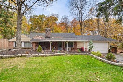 Easy Cleveland Access! Quiet Suburb Stay with Yard