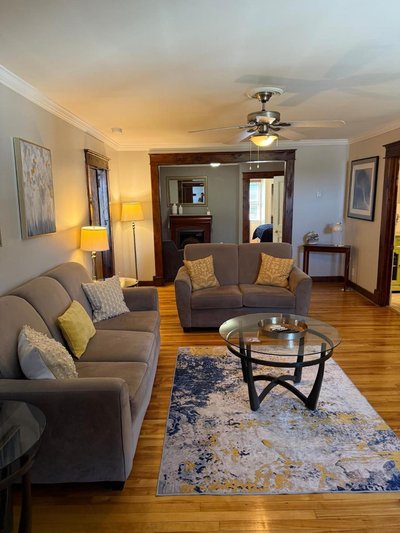 Spacious 3BR Parking Pet-Friendly