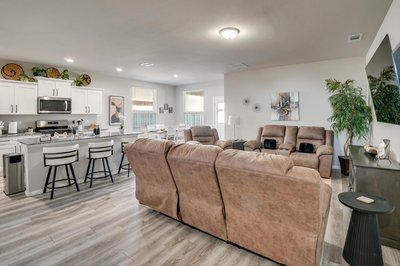 Work, Explore & Unwind: Lovely Permian Basin Home