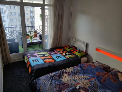 Chambre pour 4 chez Rihani près de la Tour Eiffel
