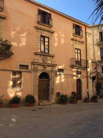 le c'Ortigiane di via mergulensi