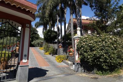 Villa esclusiva con piscina privata e vista Etna
