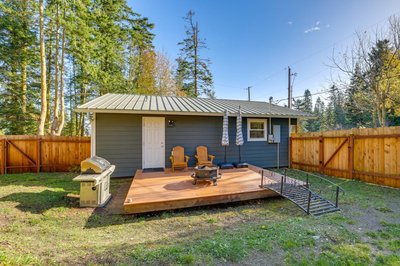 Hike & Relax Fireside: Nordland Gem w/ Deck & Yard