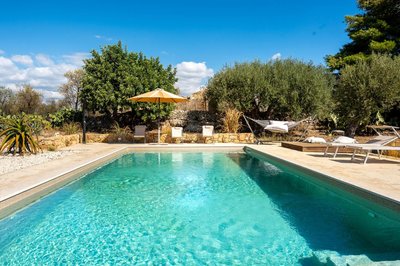 Villa Silvia with Swimming Pool by Wonderful Italy