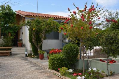 Varkiza's Cottages