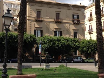 Politeama Apartments by Giorgio