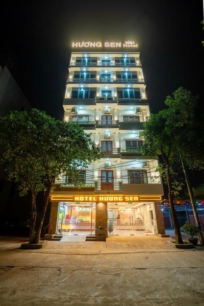 Hương Sen Hotel