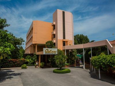 Sailom Hotel Hua Hin - SHA Extra Plus