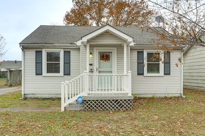 2 Mi to Dtwn Paducah! Family Getaway w/ Yard