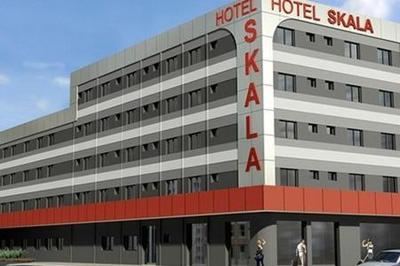 Skala Traveling Hotel