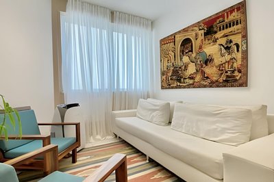 2 Minutes Away From The Beach | Arpoador | Leblon