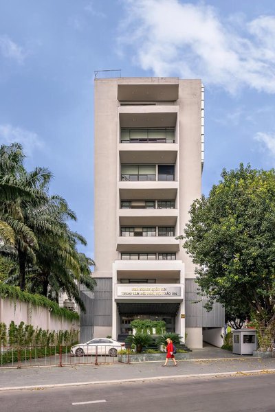 SAZI Parlia Hotel - Free Nails HairWash n Airport