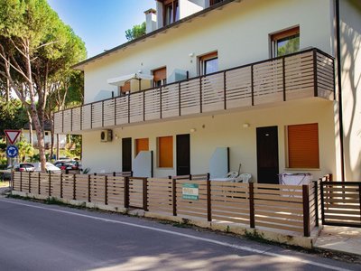 Charming accommodation with a lovely patio