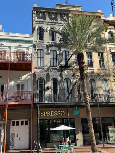 Jimmys on Canal St Hotel