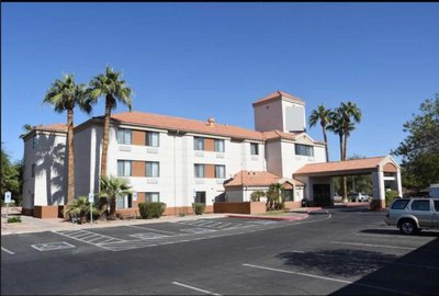 Sky Harbor Airport Inn